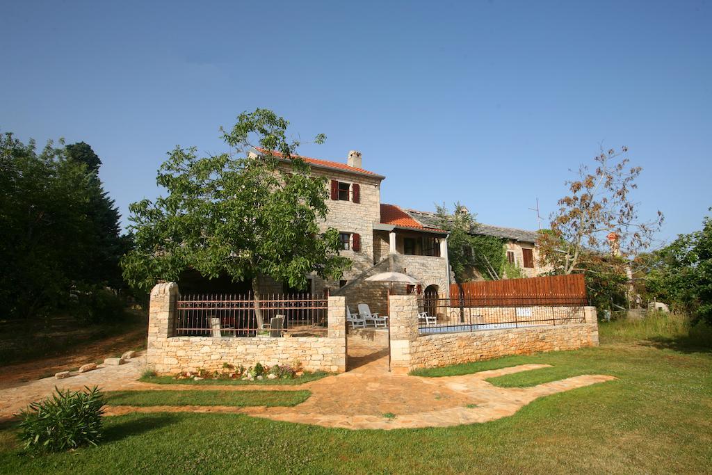 Villa Maria Oprtalj Экстерьер фото