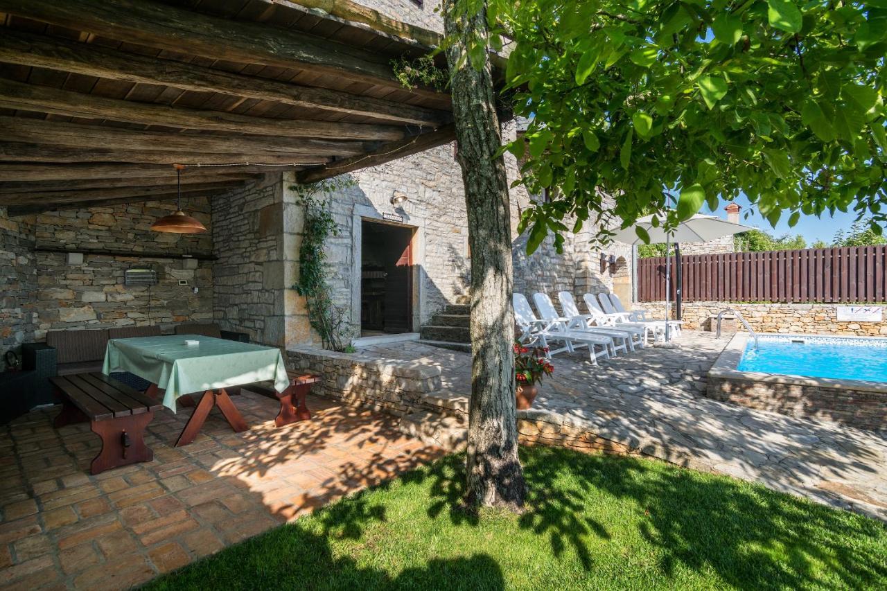Villa Maria Oprtalj Экстерьер фото